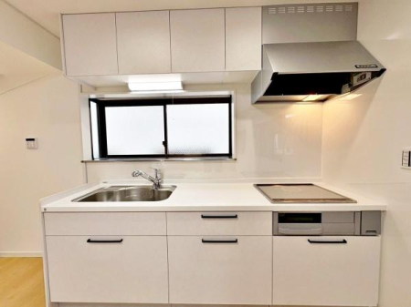 �����s�����q�s����2���ڂ̒��È�ˌ��ẴL�b�`��