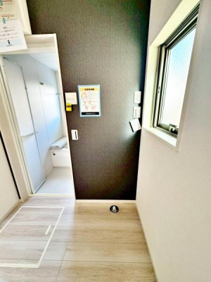 sqsxm̐VzˌĂ̐ʑEʏ