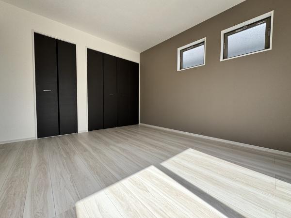 �����s�����q�s�Β��̐V�z��ˌ��Ă̗m��