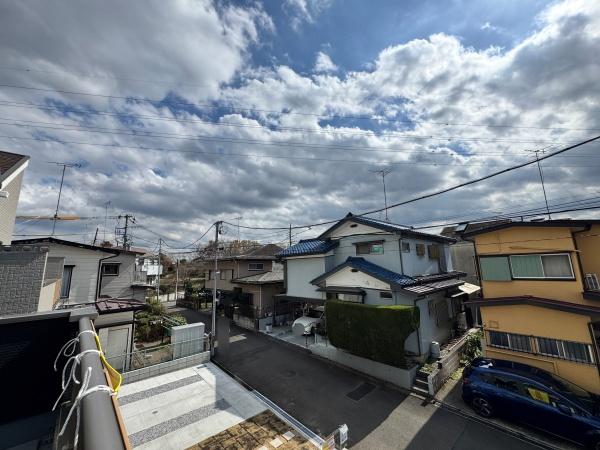 �����s�����q�s�Β��̐V�z��ˌ��Ẵo���R�j�[