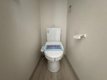 �����s�����q�s�Β��̐V�z��ˌ��Ẵg�C��