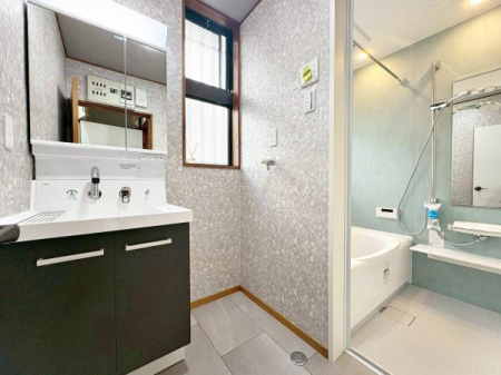 sqsŒ2ڂ̒ÈˌĂ̐ʑEʏ