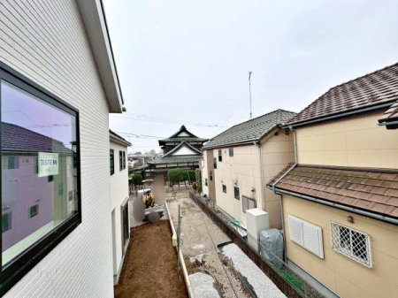 �����s�����q�s���쒬�̐V�z��ˌ��Ẵo���R�j�[