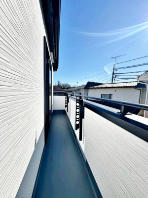 �����s�����q�s���{���̐V�z��ˌ��Ẵo���R�j�[