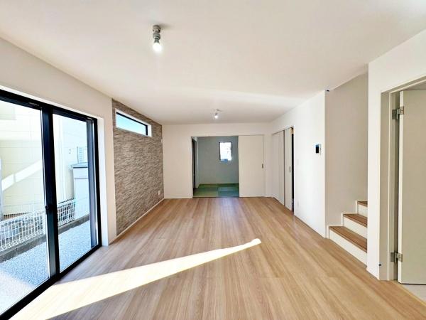 �����s�����q�s���{���̐V�z��ˌ��Ẵ��r���O