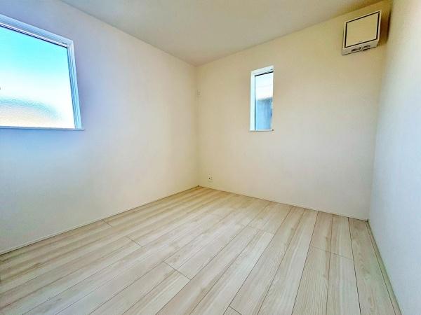 �����s�����q�s������̐V�z��ˌ��Ă̗m��