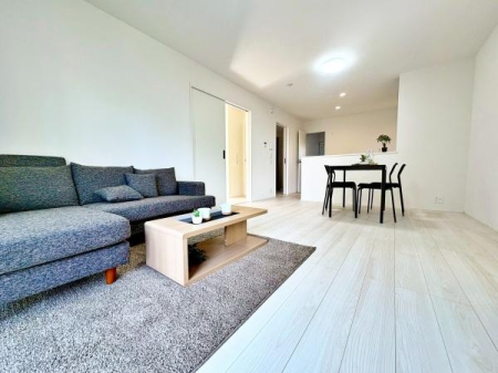 �����s�����q�s������̐V�z��ˌ��Ẵ��r���O