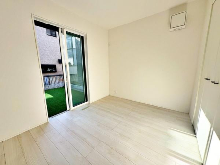 �����s�����q�s������̐V�z��ˌ��Ă̗m��