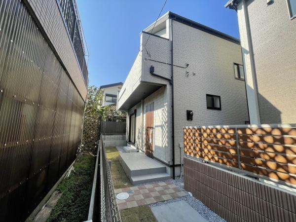 東京都八王子市上柚木の新築一戸建ての現地外観写真