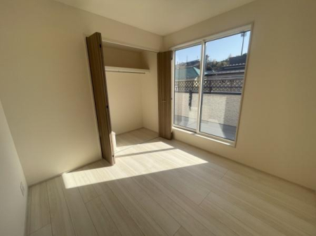 �����s�����q�s��M�؂̐V�z��ˌ��Ă̗m��