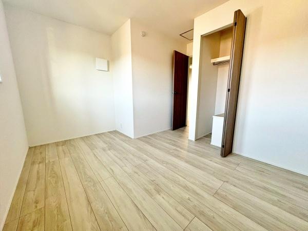 �����s�����q�s���������̐V�z��ˌ��Ă̗m��