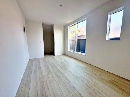 �����s�����q�s���������̐V�z��ˌ��Ă̗m��