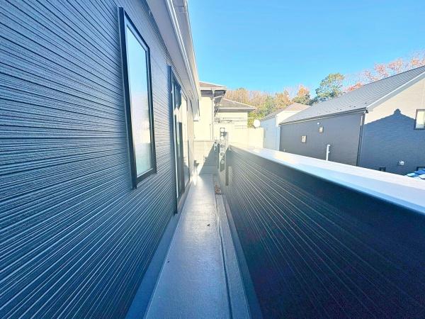 �����s�����q�s���������̐V�z��ˌ��Ẵo���R�j�[