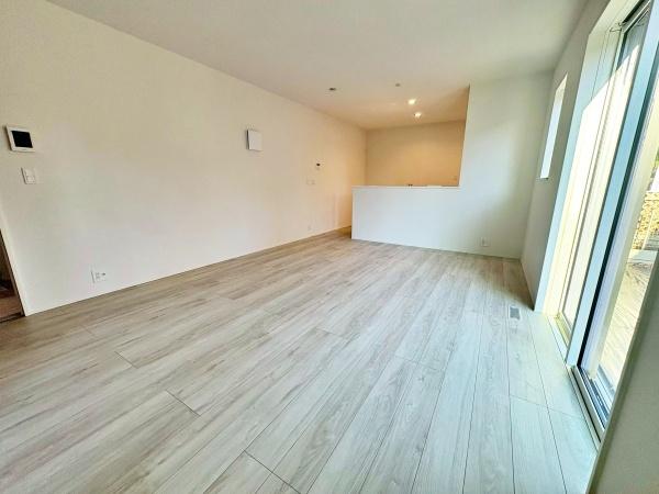 �����s�����q�s���������̐V�z��ˌ��Ẵ��r���O