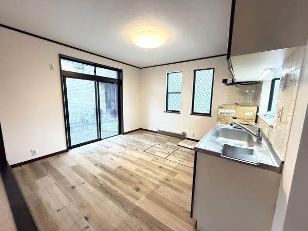 �����s�����q�s�ێR���̒��È�ˌ��Ẵ��r���O