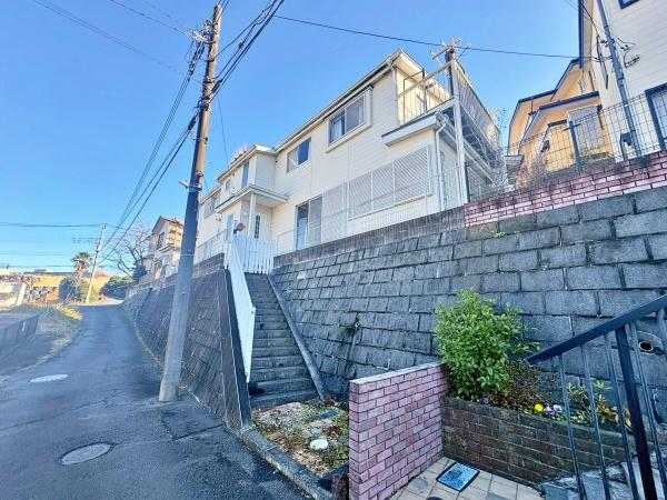 �����s�����q�s�ْ��̒��È�ˌ��Ă̂��̑����n