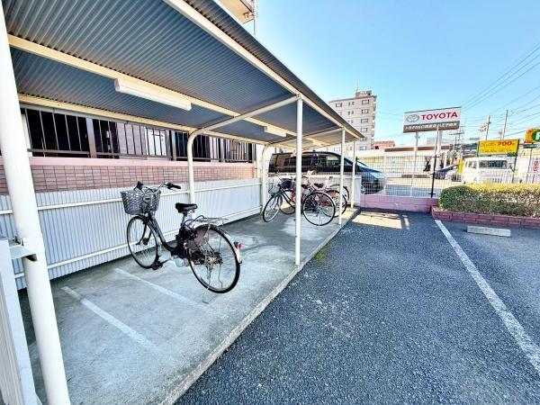 �����s�����q�s�z��̒��Ã}���V�����̂��̑����p��