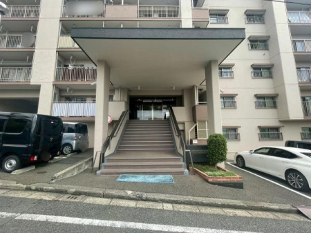 �����s�����q�s���c���̒��Ã}���V�����̂��̑����n