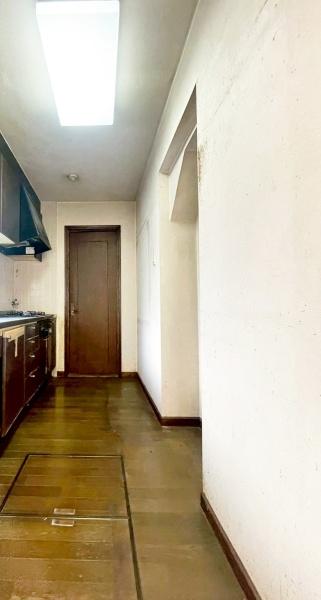 �����s�����q�s�v�ێR��2���ڂ̒��Ãe���X�n�E�X�̃L�b�`��