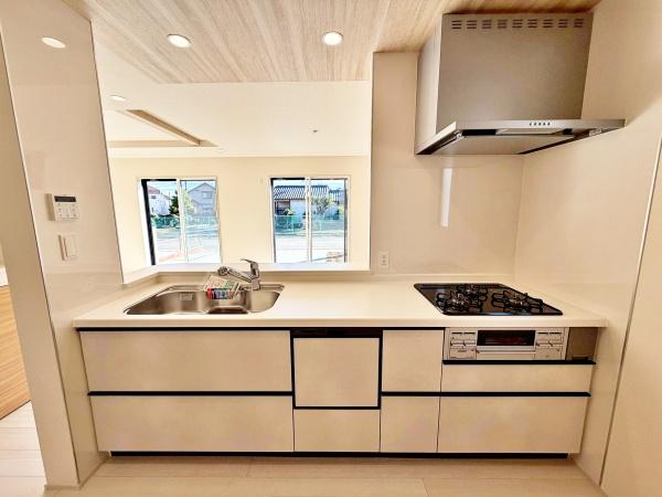 �����s�����q�s�茴���̐V�z��ˌ��ẴL�b�`��