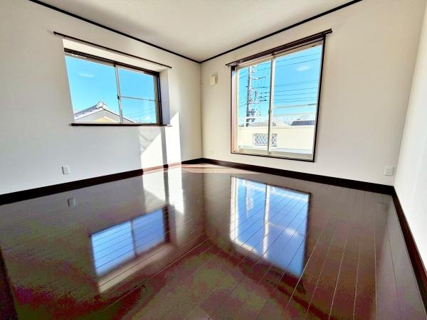 東京都八王子市元八王子町2丁目の中古一戸建ての洋室