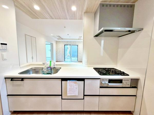 �����s�����q�s�茴���̐V�z��ˌ��ẴL�b�`��