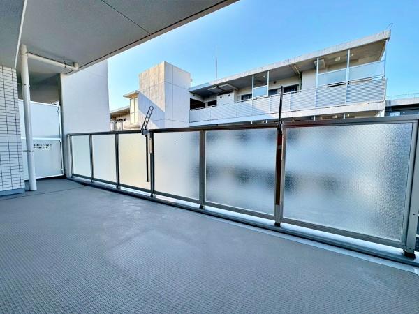 �����s�����q�s�������̒��Ã}���V�����̃o���R�j�[