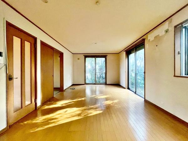 �����s�����q�s�������q��2���ڂ̒��È�ˌ��Ẵ��r���O