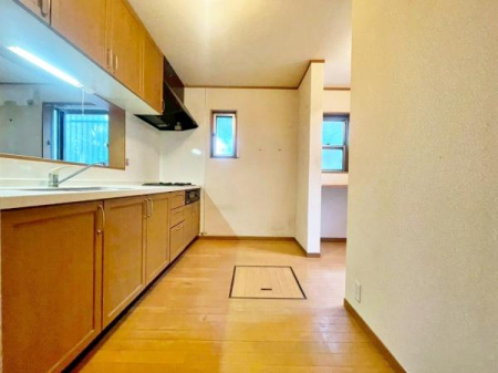 �����s�����q�s�������q��2���ڂ̒��È�ˌ��ẴL�b�`��