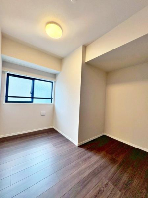 �����s�����q�s���R���̒��Ã}���V�����̗m��