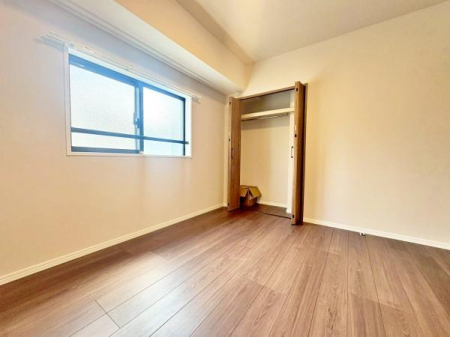 �����s�����q�s���R���̒��Ã}���V�����̎��[