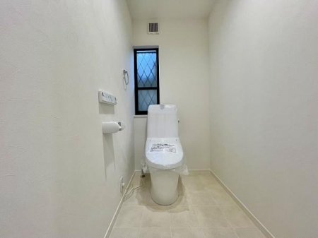 �����s�����q�s�������q��2���ڂ̒��È�ˌ��Ẵg�C��