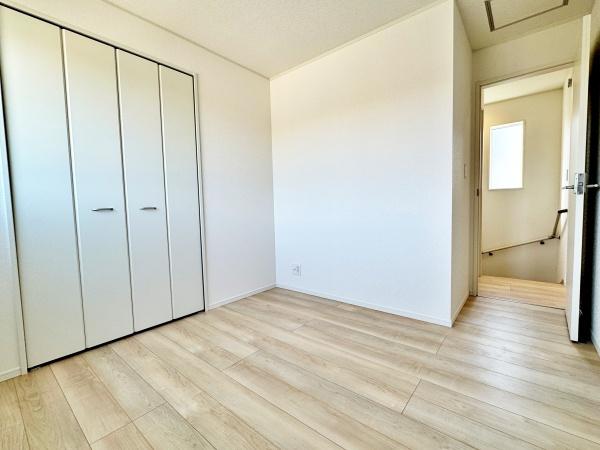 �����s�����q�s��y�����̒��È�ˌ��Ă̗m��