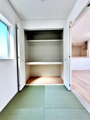 �����s�����q�s��y�����̒��È�ˌ��Ă̎��[