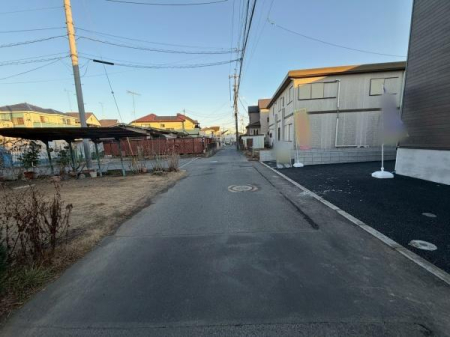 �����s�����q�s��y�����̒��È�ˌ��Ă̑O�ʓ��H�܂ތ��n�ʐ^