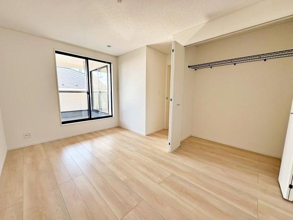 �����s�����q�s������̐V�z��ˌ��Ă̗m��