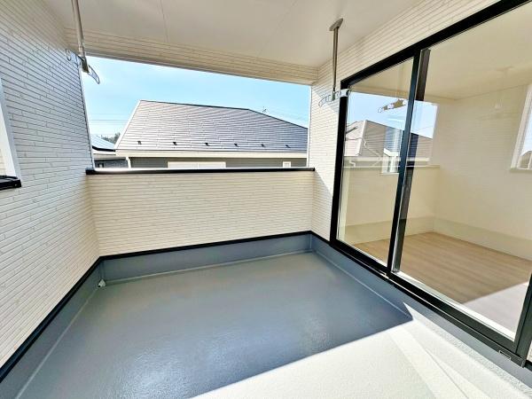 �����s�����q�s������̐V�z��ˌ��Ẵo���R�j�[