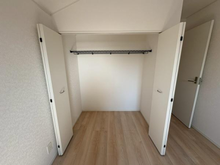 �����s�����q�s������̐V�z��ˌ��Ă̎��[