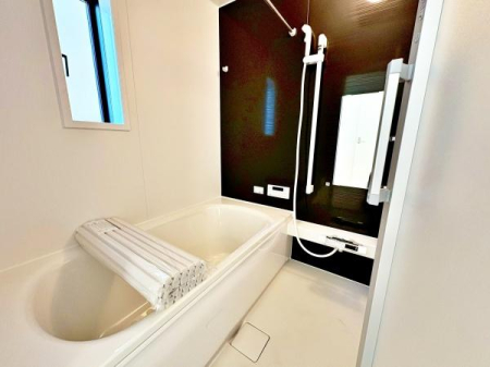 �����s�����q�s������̐V�z��ˌ��Ă̗���