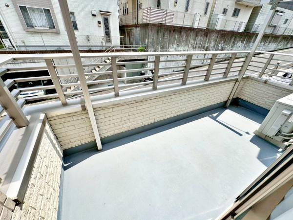 �����s�����q�s��J���̒��È�ˌ��Ẵo���R�j�[