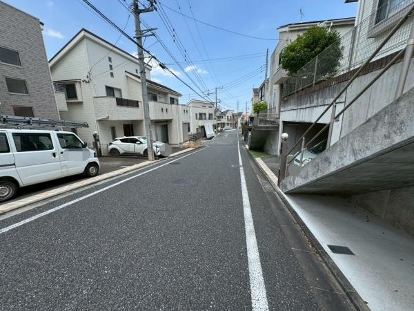 �����s�����q�s��J���̒��È�ˌ��Ă̑O�ʓ��H�܂ތ��n�ʐ^