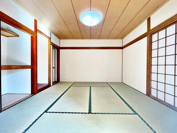 �����s�����q�s�ŉz���̒��È�ˌ��Ă̘a��