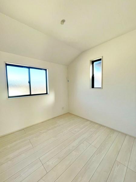 �����s�����q�s��a�c��7���ڂ̐V�z��ˌ��Ă̗m��