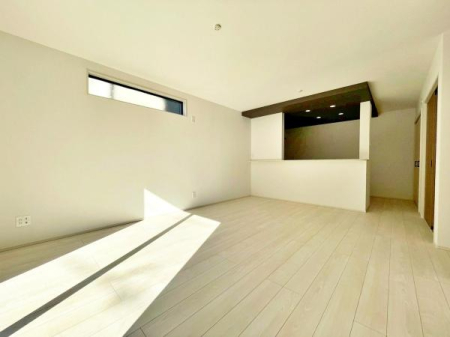 �����s�����q�s��a�c��7���ڂ̐V�z��ˌ��Ẵ��r���O