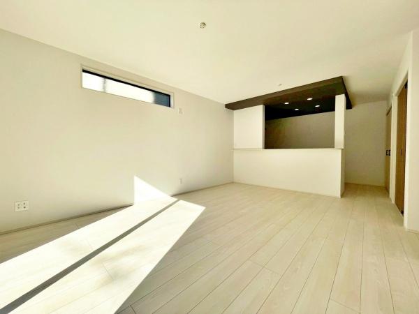 �����s�����q�s��a�c��7���ڂ̐V�z��ˌ��Ẵ��r���O