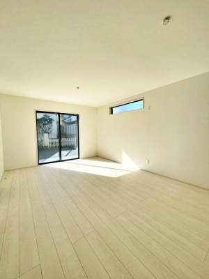 �����s�����q�s��a�c��7���ڂ̐V�z��ˌ��Ẵ��r���O