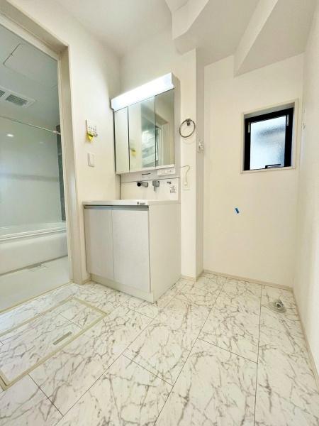 �����s�����q�s��a�c��7���ڂ̐V�z��ˌ��Ă̐��ʑ�E���ʏ�