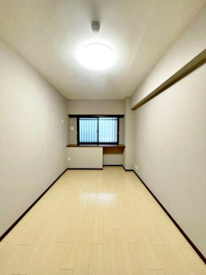 �����s�����q�s�ْ��̒��Ã}���V�����̗m��