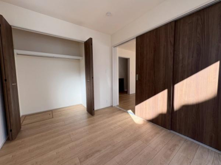 �����s�����q�s�k���1���ڂ̐V�z��ˌ��Ă̗m��