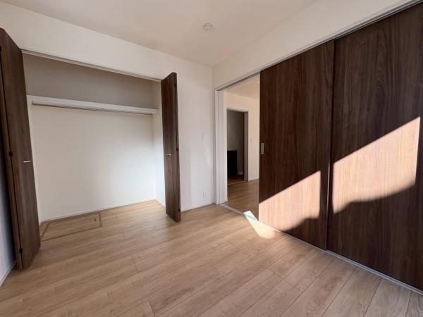 �����s�����q�s�k���1���ڂ̐V�z��ˌ��Ă̗m��